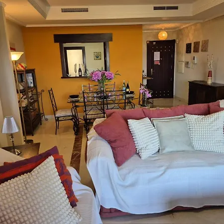 アパート El Soto De Marbella Free Golf-tennis-padel-gym Gf 2 Bed 2 Bath P2b-p14 マラガ